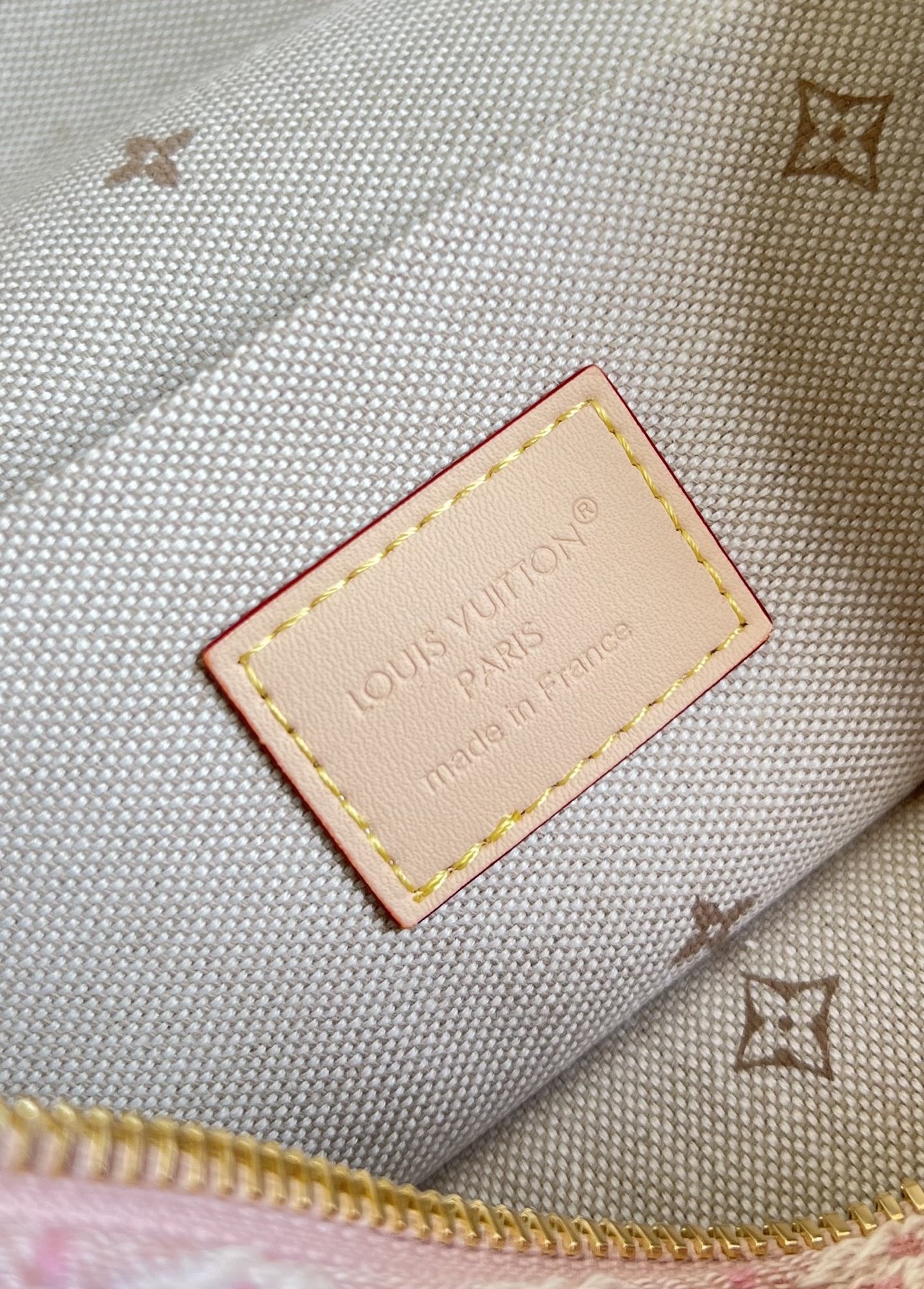 a4541d8c8bb0ab132a7e2a26dcfcf730.jpg