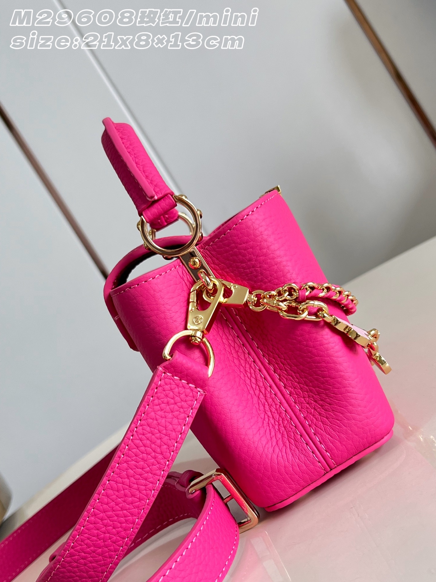 ad6e37cb5ad821caa22341bfc9571a7c.jpg