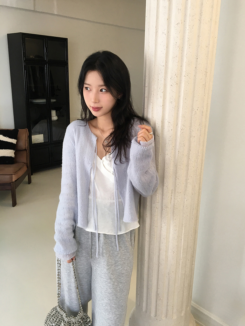 민소매 모델 착용 이미지-S68L28