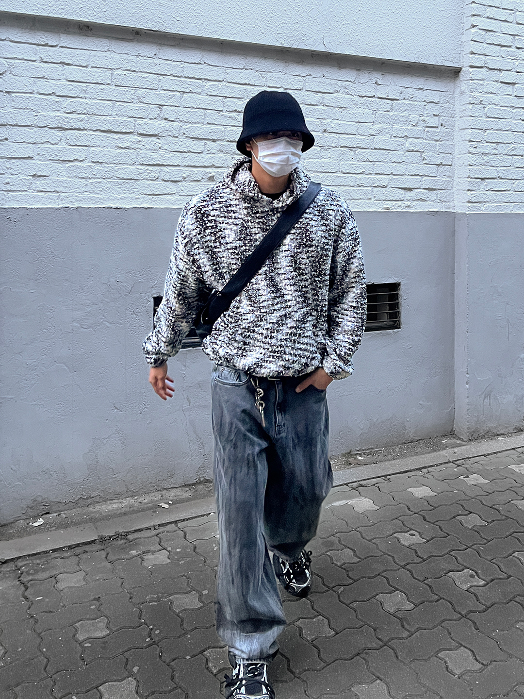 재킷 모델 착용 이미지-S1L12