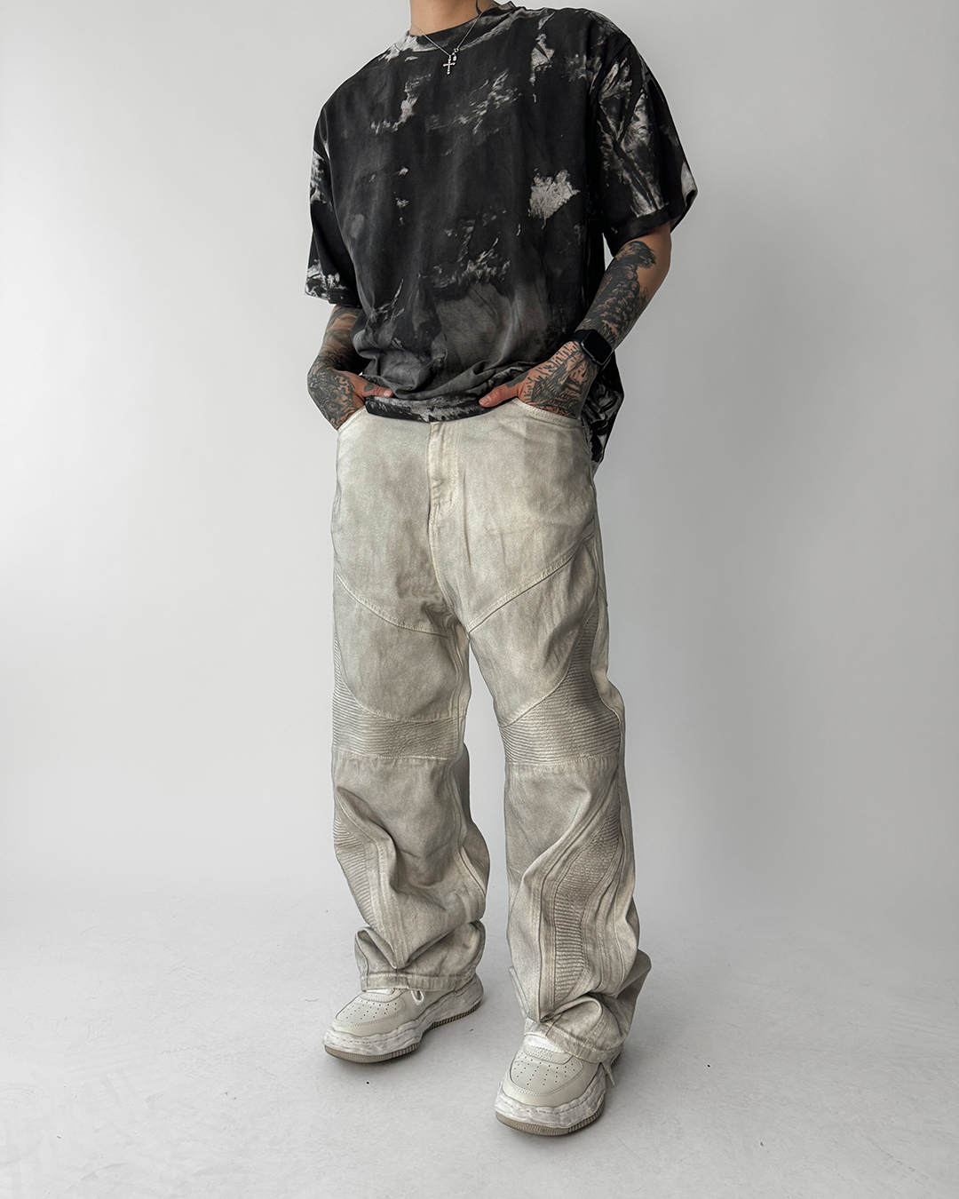 반팔 티셔츠 모델 착용 이미지-S1L12