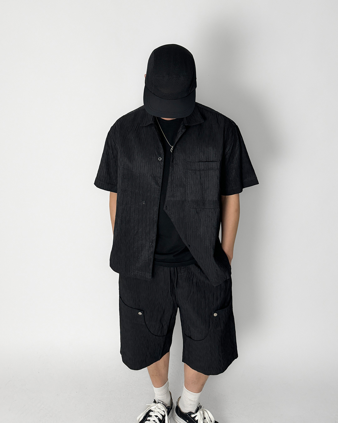 반바지 모델 착용 이미지-S1L22