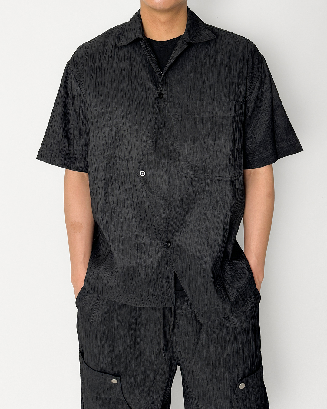 반바지 모델 착용 이미지-S1L26