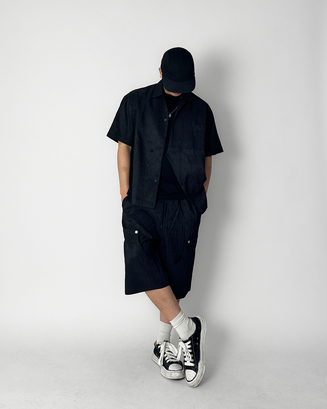 반팔 티셔츠 모델 착용 이미지-S1L24