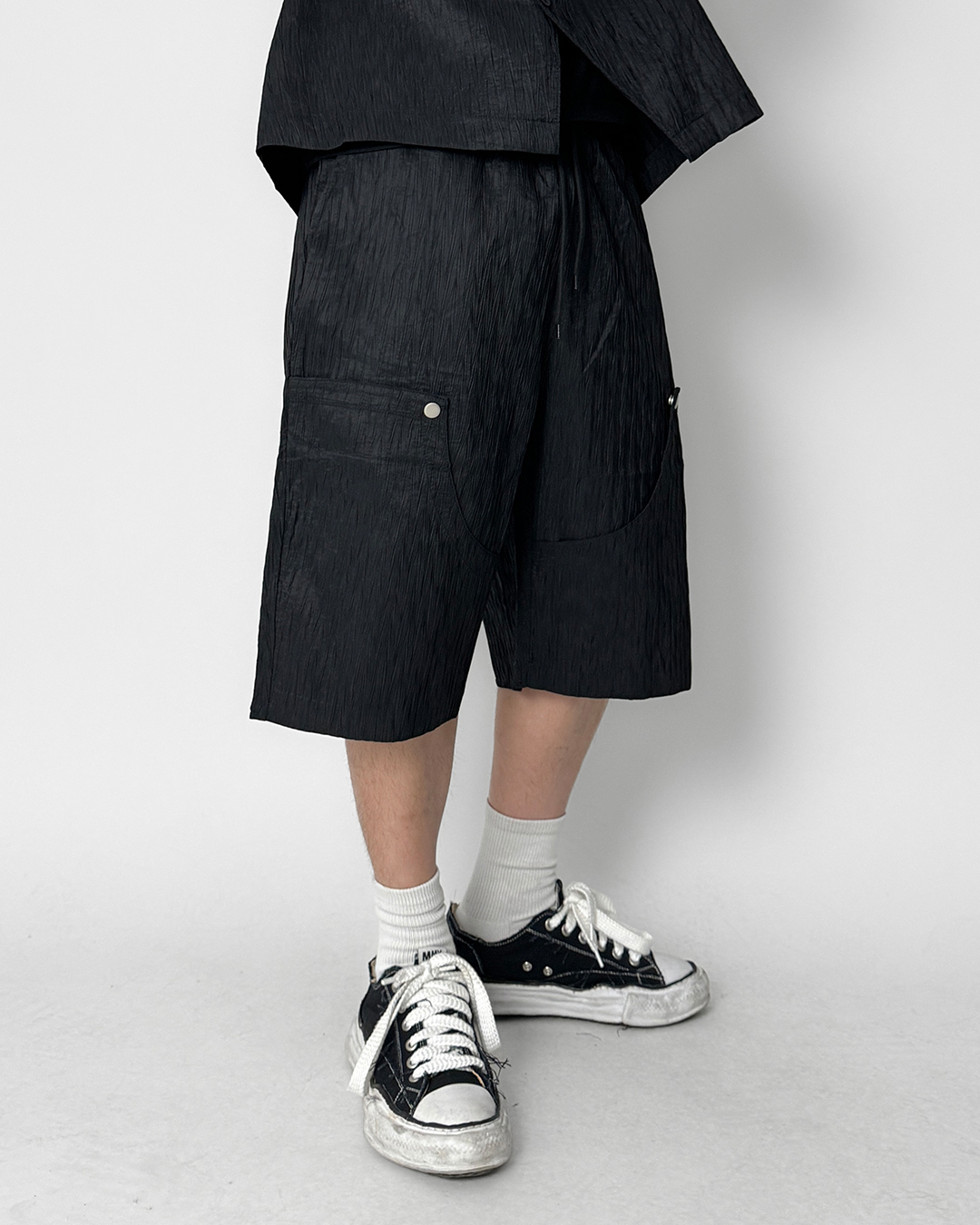 반팔 티셔츠 모델 착용 이미지-S1L33