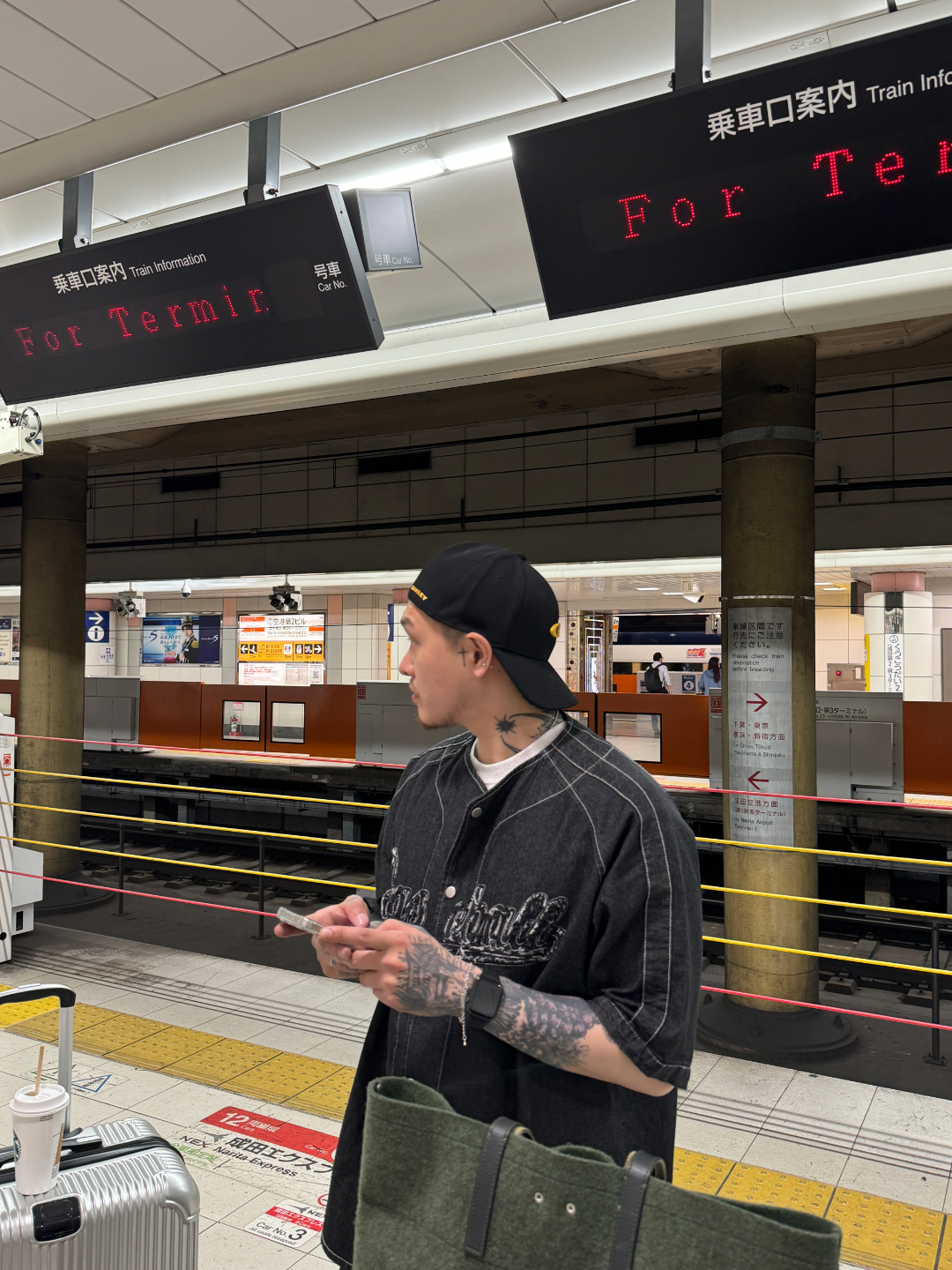 코트 모델 착용 이미지-S1L9