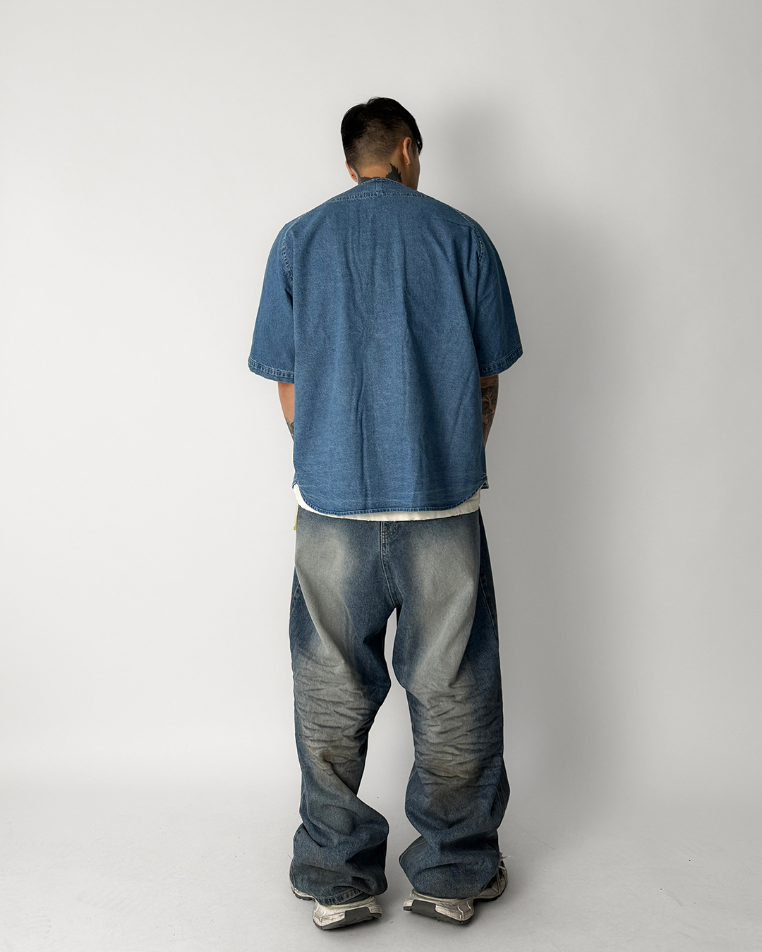 코트 모델 착용 이미지-S1L81