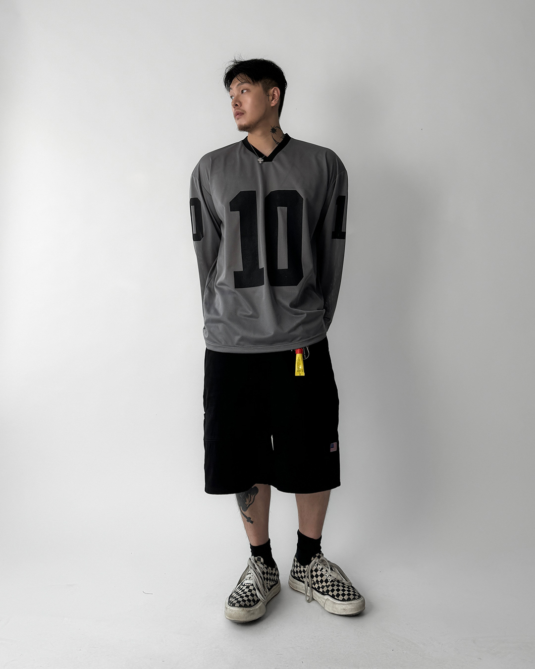 반바지 모델 착용 이미지-S1L20