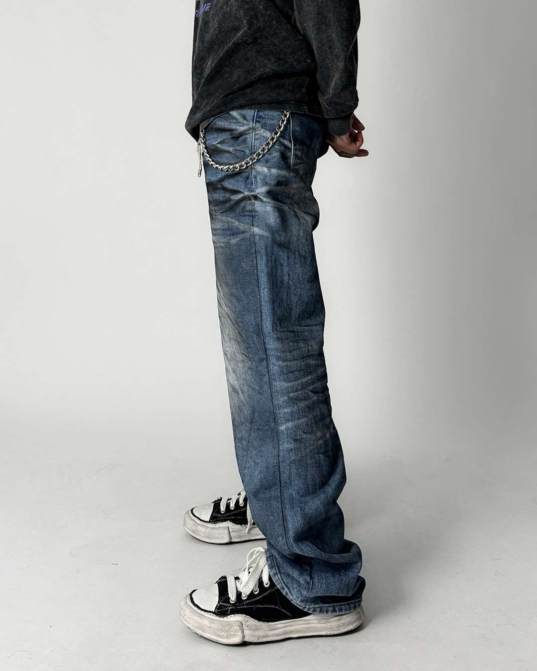 바지 모델 착용 이미지-S1L11