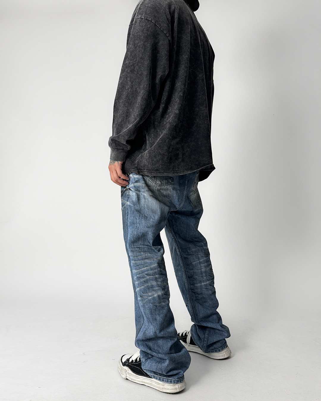 바지 모델 착용 이미지-S1L16