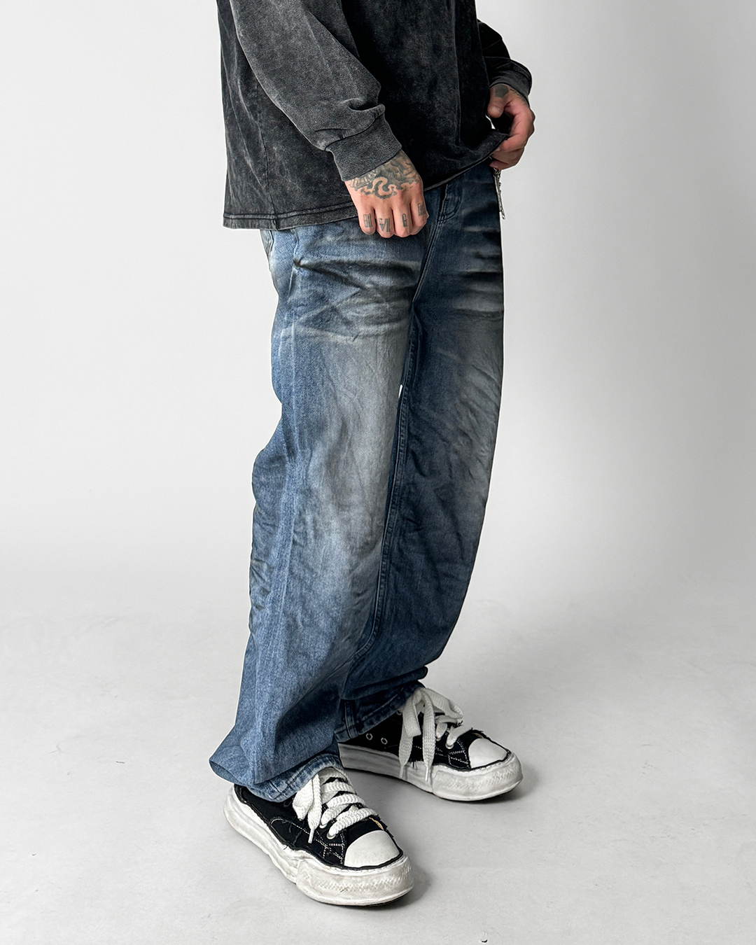 바지 모델 착용 이미지-S1L10