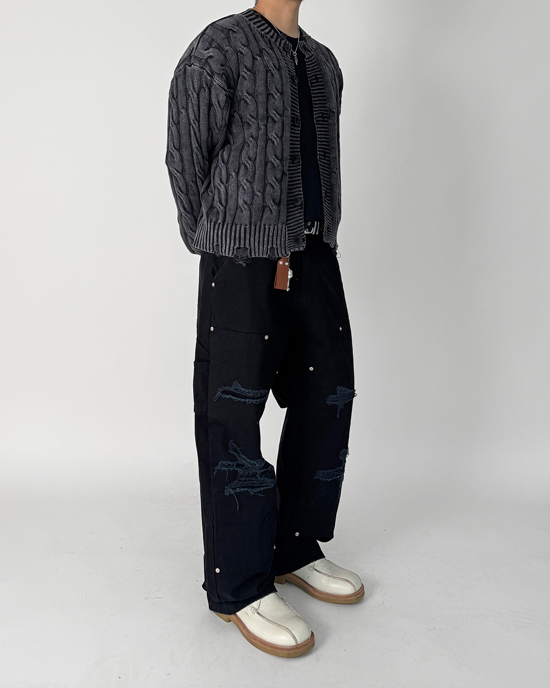 바지 모델 착용 이미지-S1L34