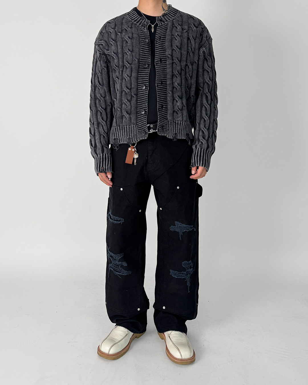 바지 모델 착용 이미지-S1L32