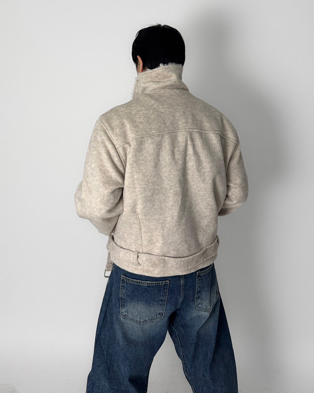 재킷 모델 착용 이미지-S1L12