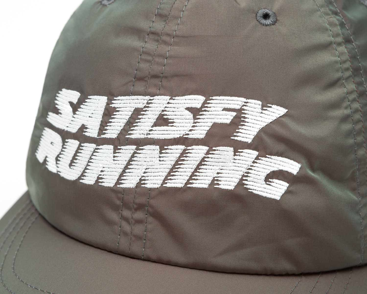 SATISFY Running FLITESILK™ナイロン キャップ グリーン SATISFY