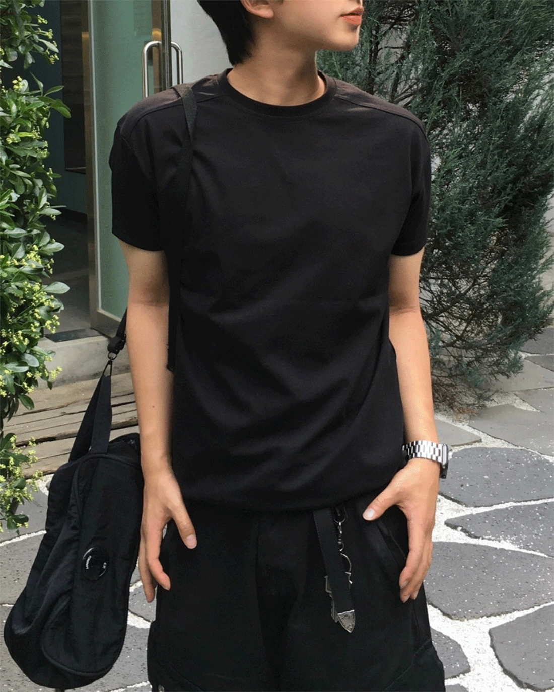 [누적판매 4000장] 레귤러핏 라인 하프 티셔츠 2C | 단 스튜디오