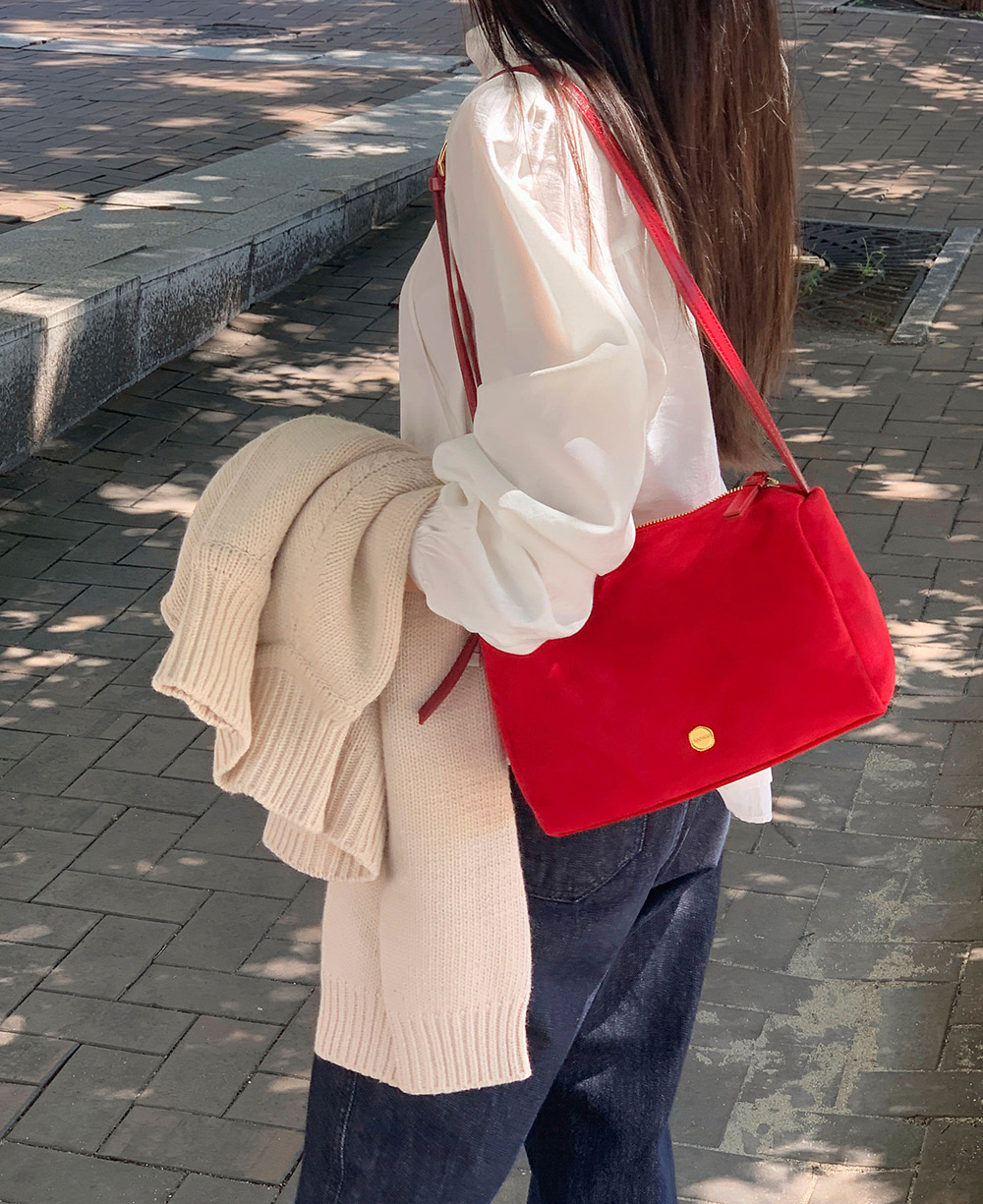 투아모 Bella Suede Box bag 벨라 스웨이드 박스백 / 레드