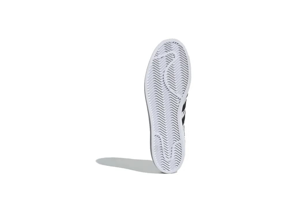 신발 화이트 색상 이미지-S1L7