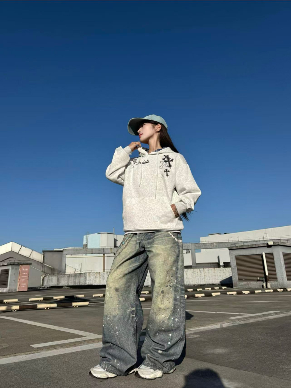신발 모델 착용 이미지-S1L7