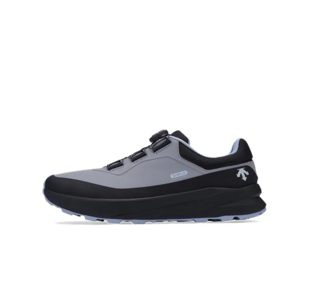 신발 차콜 색상 이미지-S1L2