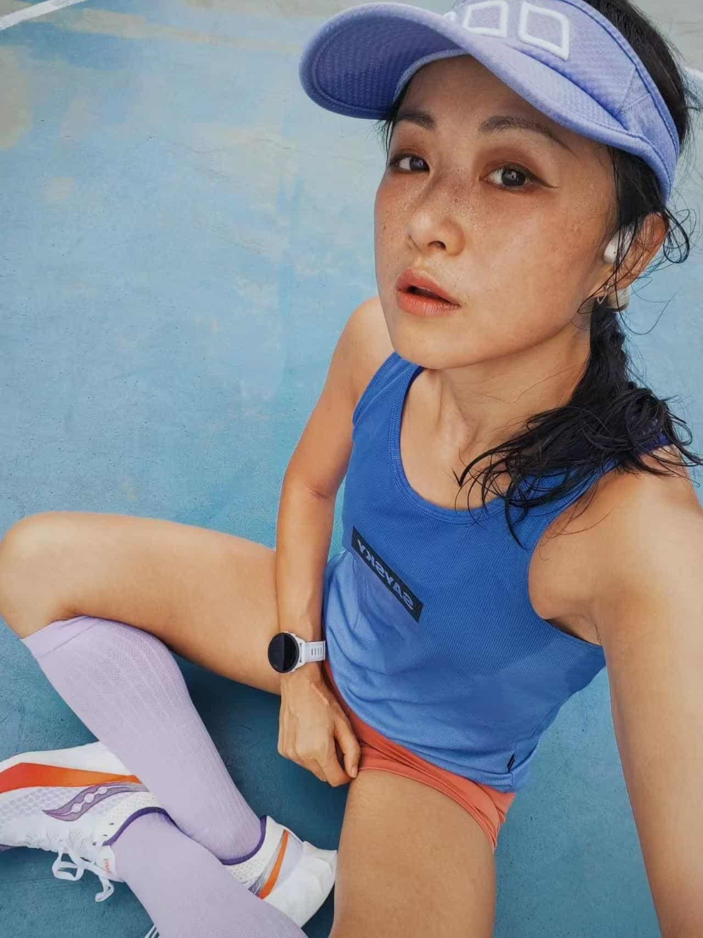 신발 모델 착용 이미지-S1L9