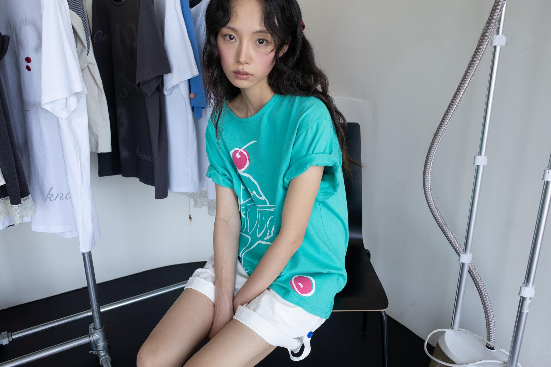 CHERRY SORBET T (MINT)