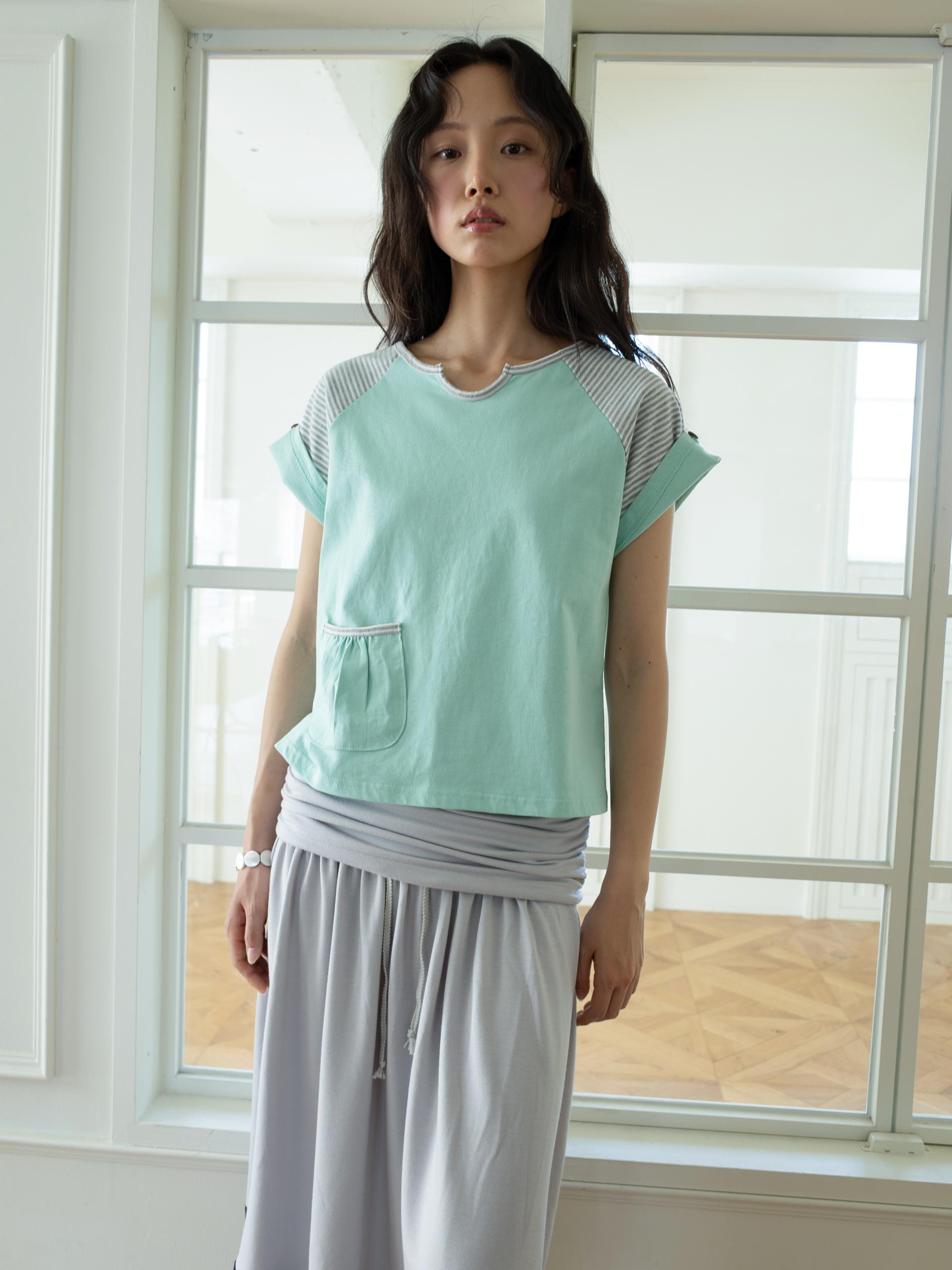BUTTON DOUBLE SLEEVE T (MINT CHOCO)