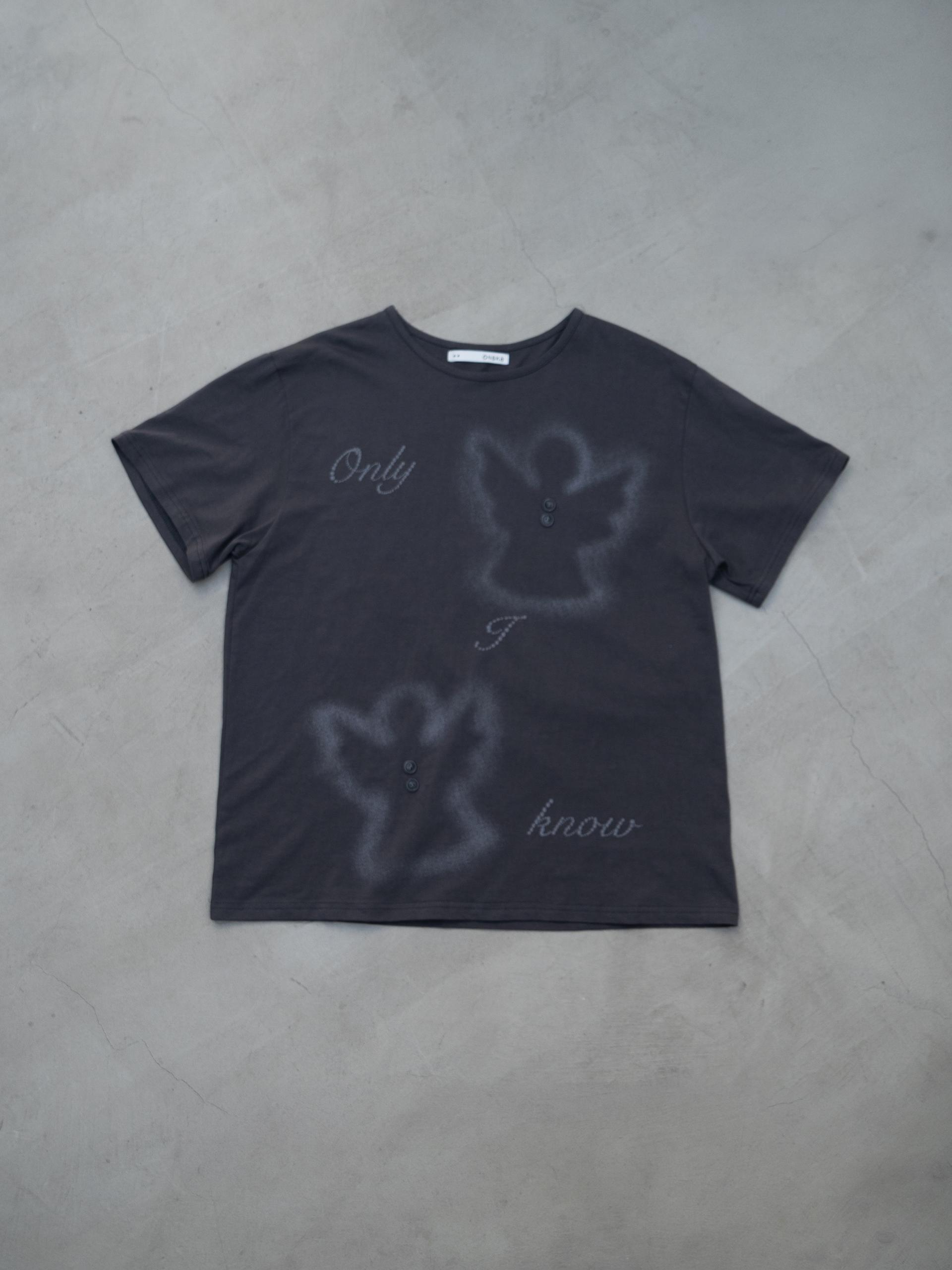 ANGEL BUTTON T (CHARCOAL)
