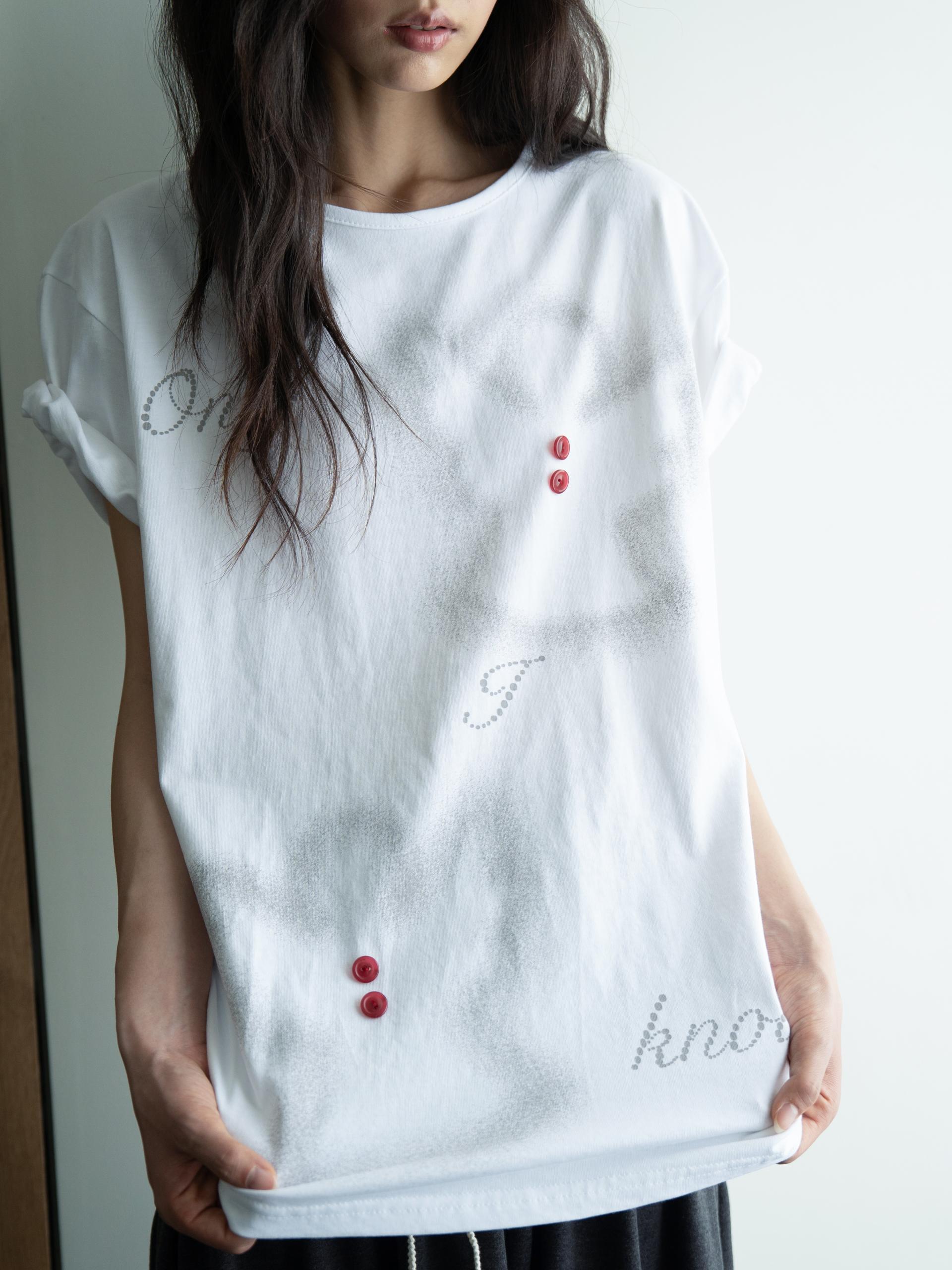ANGEL BUTTON T (WHITE)