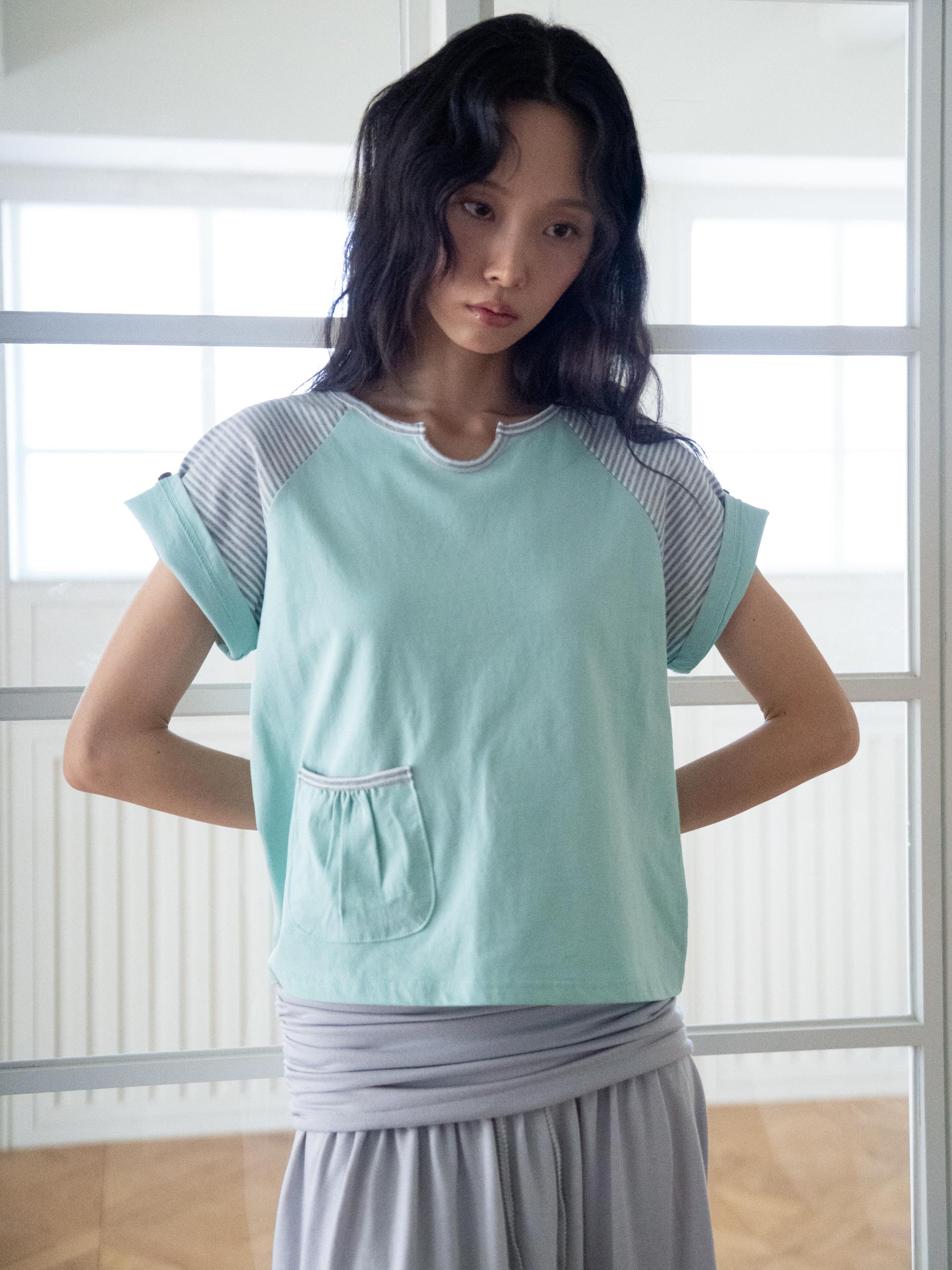BUTTON DOUBLE SLEEVE T (MINT CHOCO)