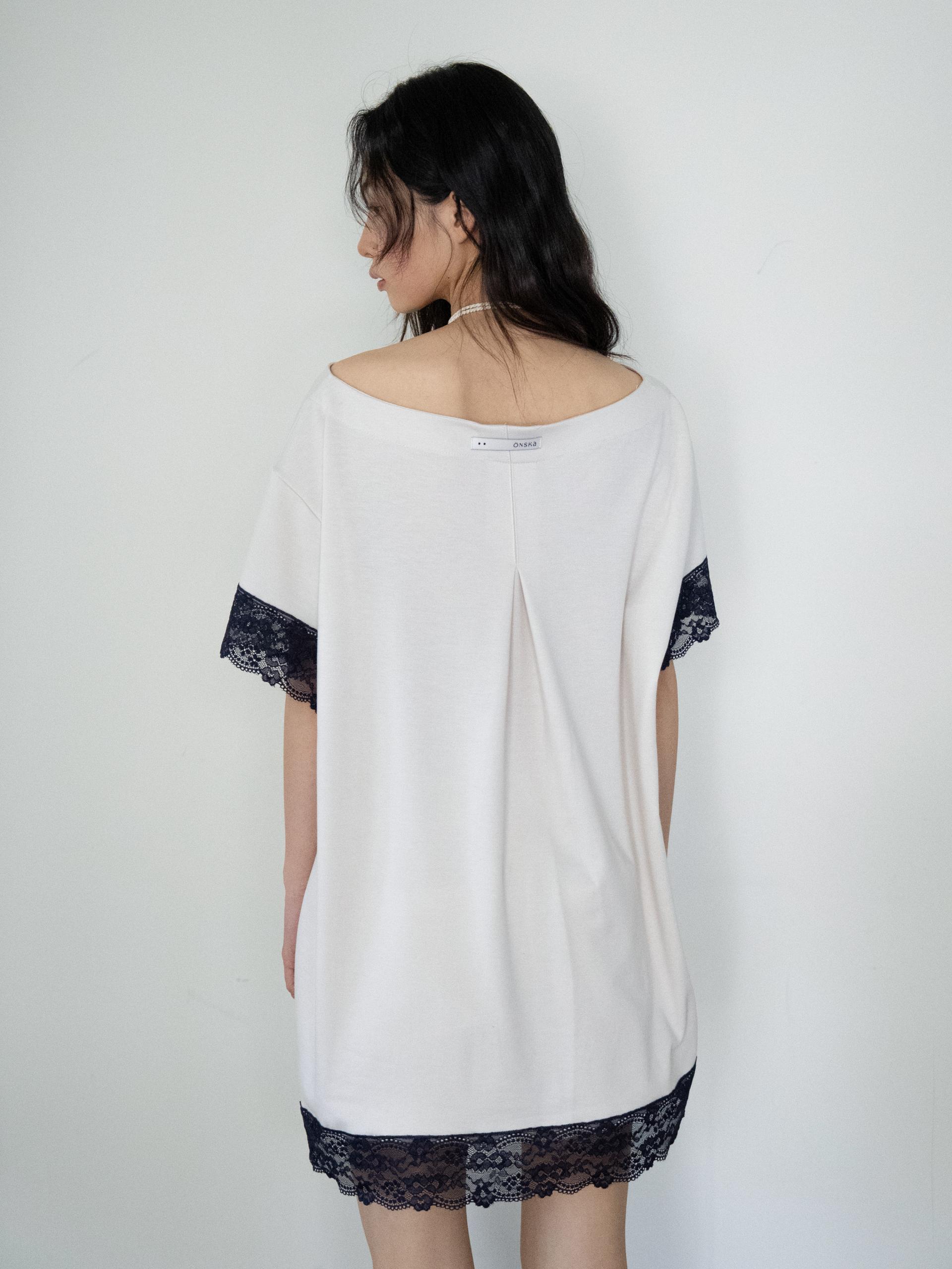 LACE LOOSE T (BEIGE)