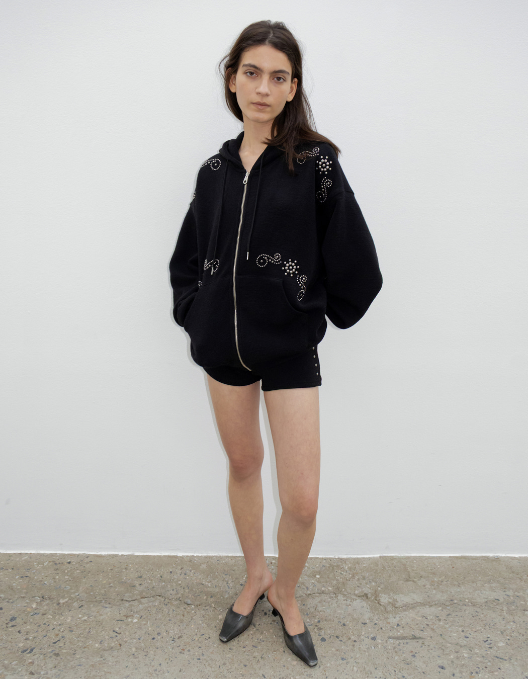レディース polysooem ORNAMENT STUDDED パーカー 黒