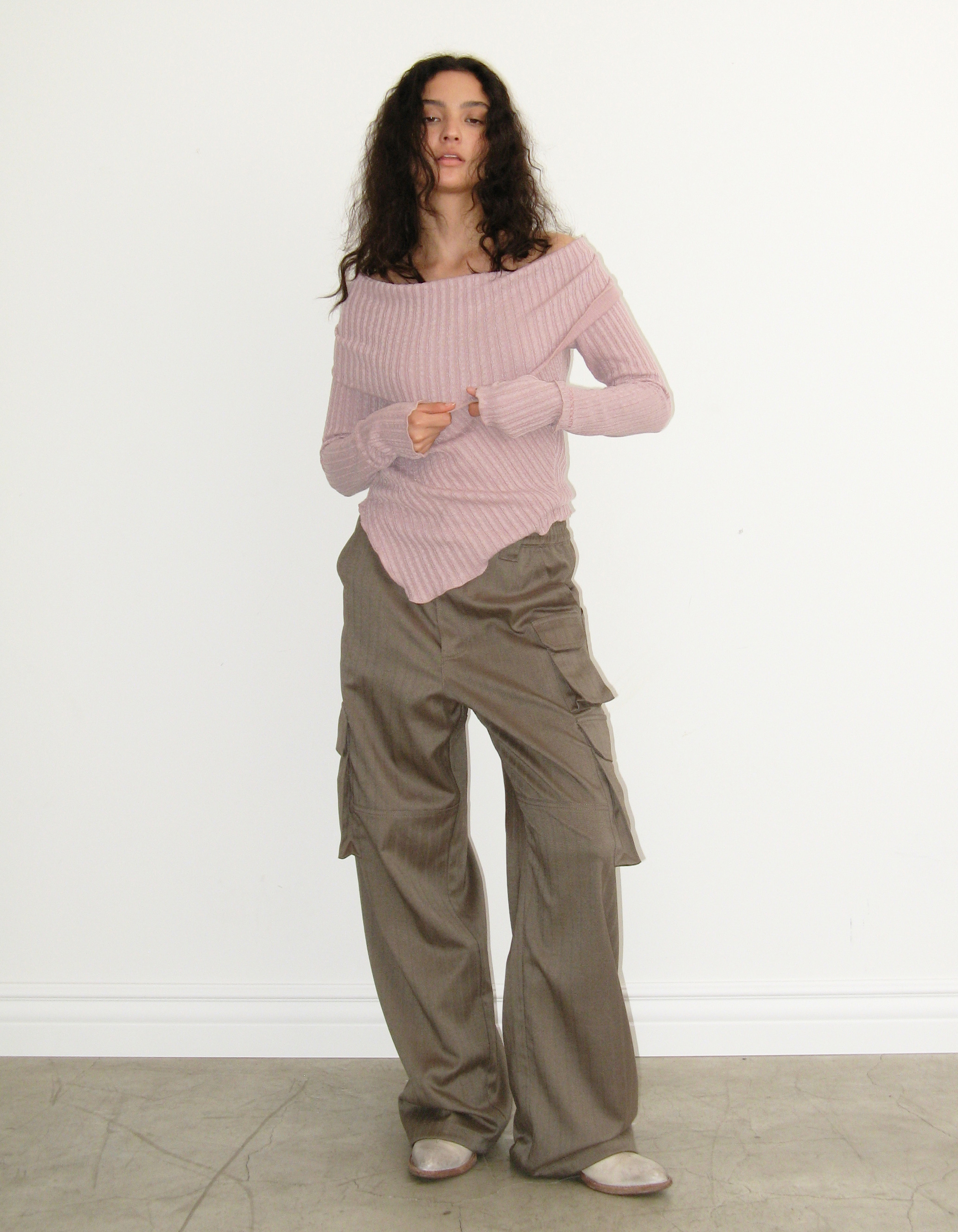 polysooem★韓国★人気★HERRINGBONE CARGO PANTS, BEIGE polysooem☆韓国☆人気☆HERRINGBONE CARGO PANTS, BEIGE