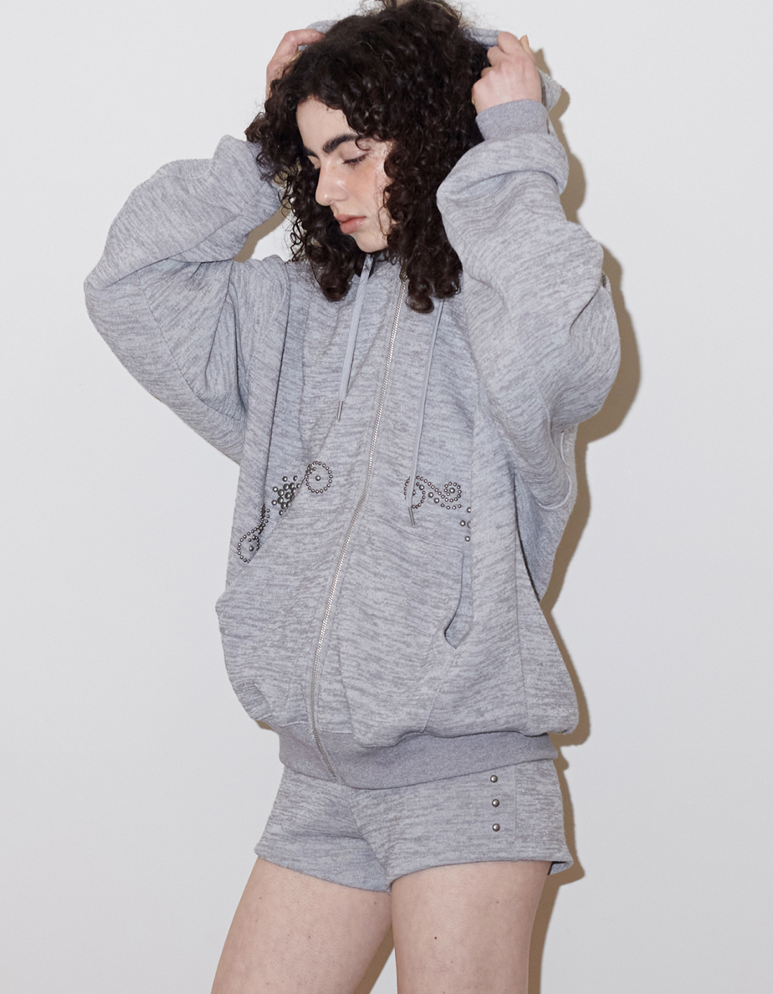 ショートパンツ Polysooem 25SS STUDDED DOLPHIN SHORTS 2colors Polysooem Studded Dolphin Shorts - Black | 하이츠스토어
