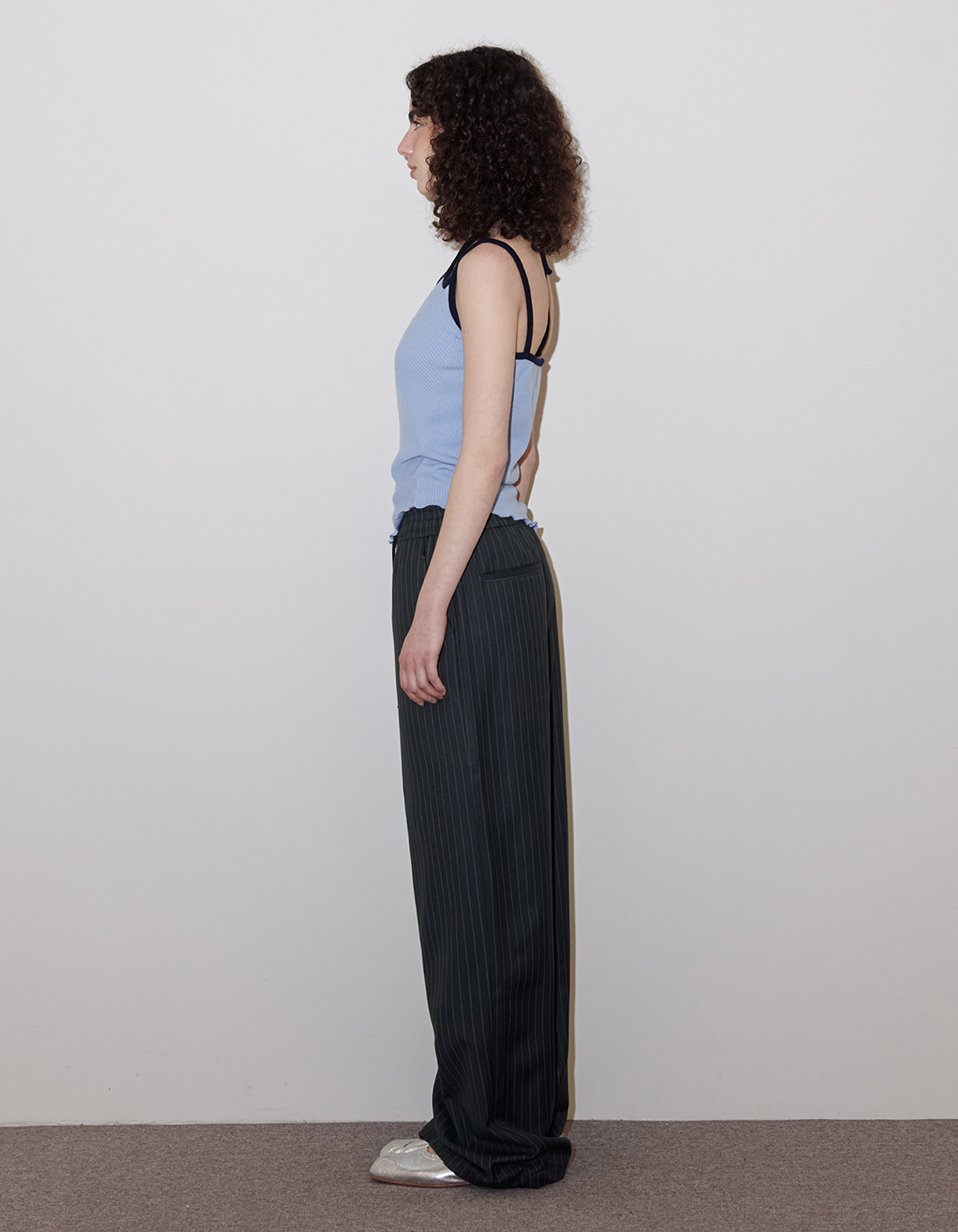 【韓国Polysooem ポリスエム】FRONT STRIPE EFFORTLESS PANTS Designer fashion, Seoul-fully created | W Concept