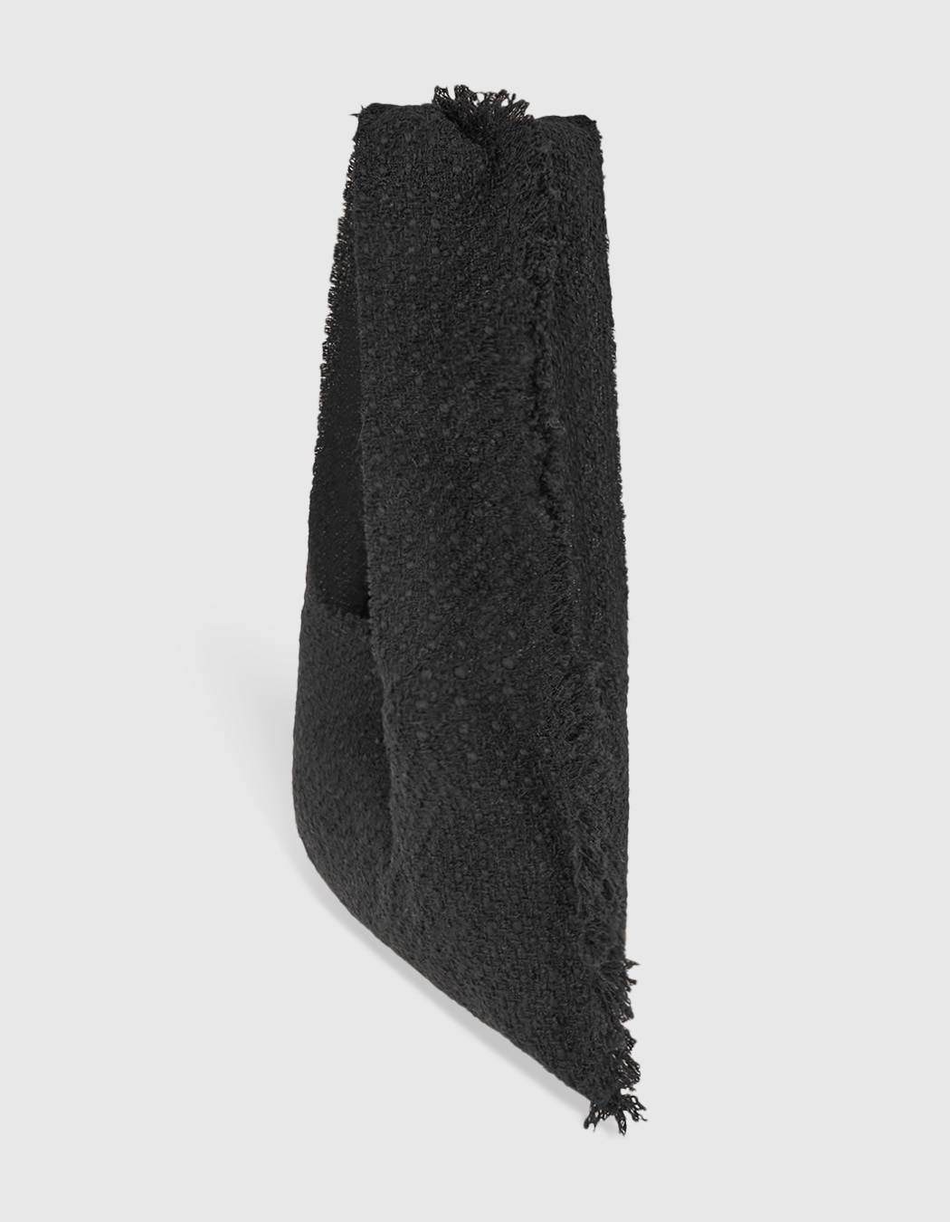 FRINGED TWEED SHOULDER BAG, BLACK - polysooem