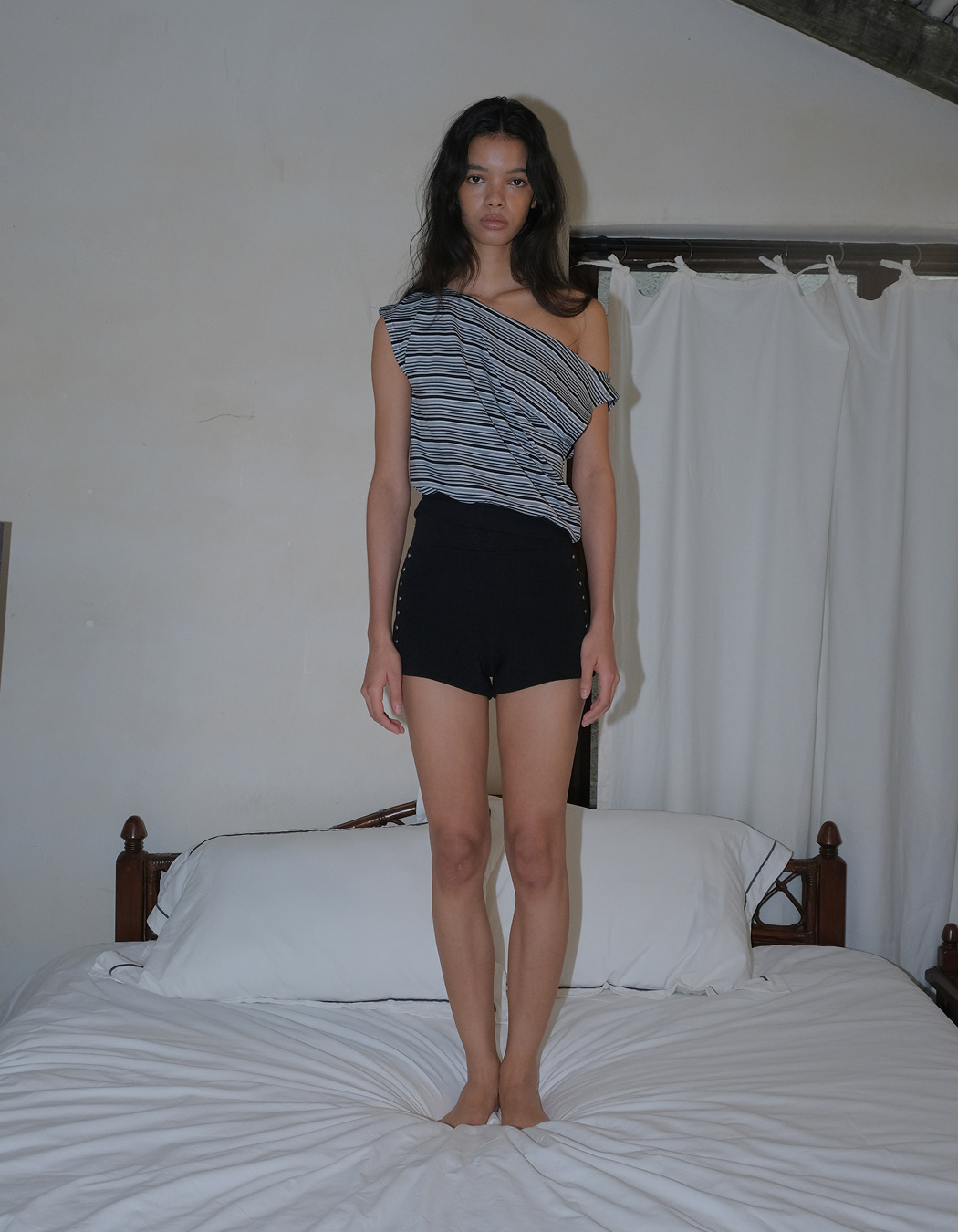 ショートパンツ 25SS [POLYSOOEM] Studded Dolphin Shorts - Black STUDDED DOLPHIN SHORTS, BLACK - polysooem