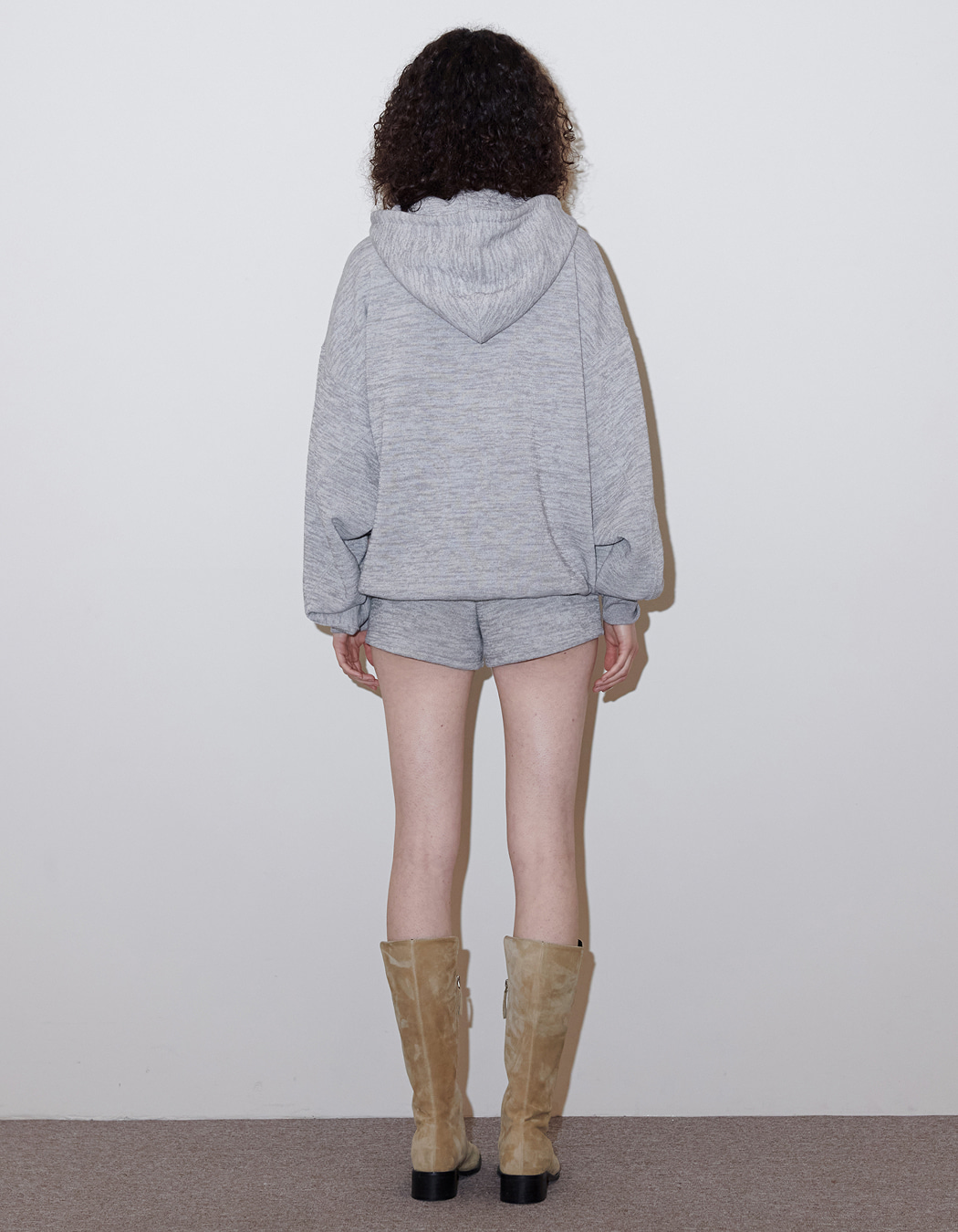 polysooem ORNAMENT STUDDED パーカー 韓国商品/POLYSOOEM ORNAMENT STUDDED HOODIE (Polysooem