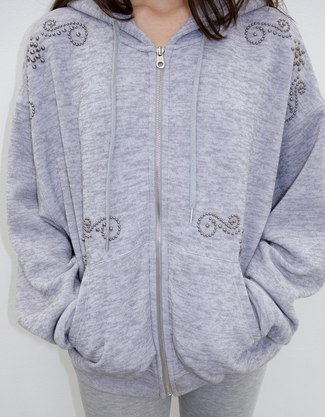 polysooem ORNAMENT STUDDED パーカー polysooem☆韓国☆人気☆ORNAMENT STUDDED HOODIE_ONZI_EDITION