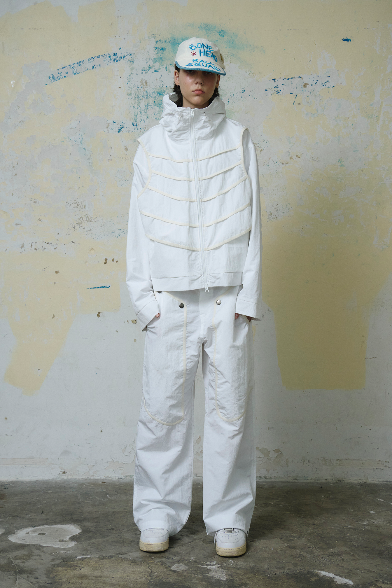 CATCHER'S ARMOR WINDBREAKER JACKET (WHITE) - problemallways