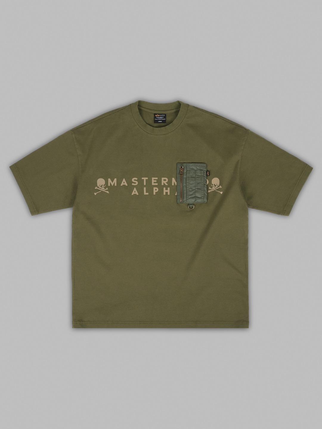 MASTERMIND x ALPHA ユーティリティーポケットTシャツ MASTERMIND x ALPHA ユーティリティーポケットTシャツ