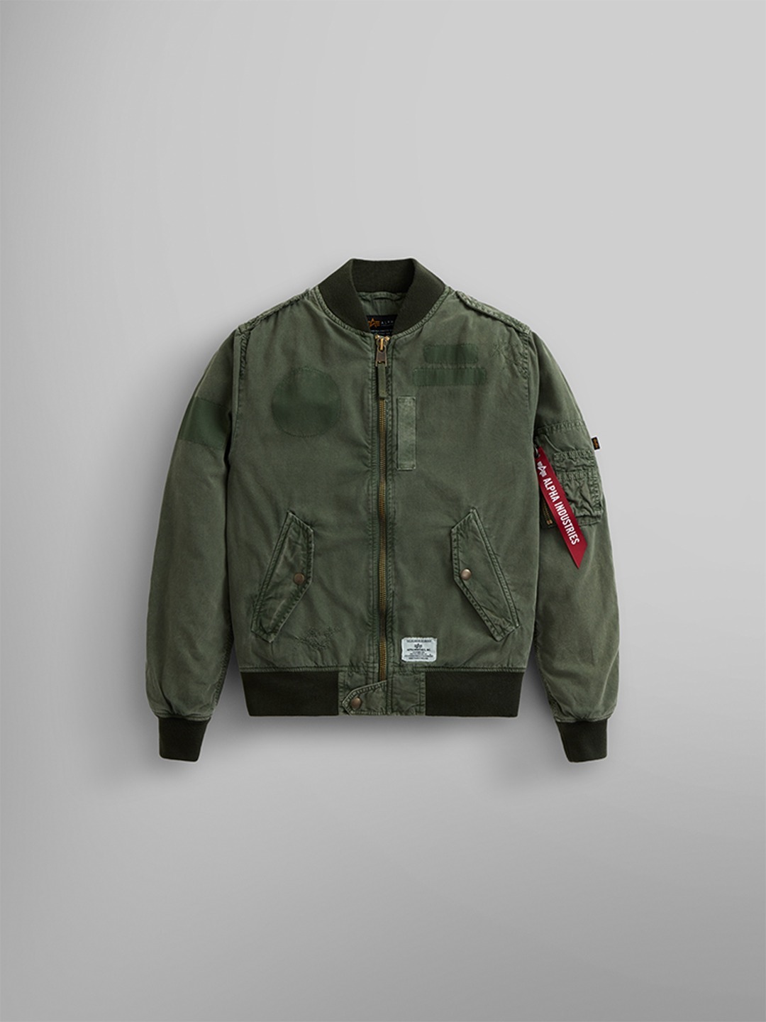 XL アルファインダストリーズ L-2B フライトジャケット ワッペン リボン付 XL アルファインダストリーズ L-2B フライトジャケット ワッペン