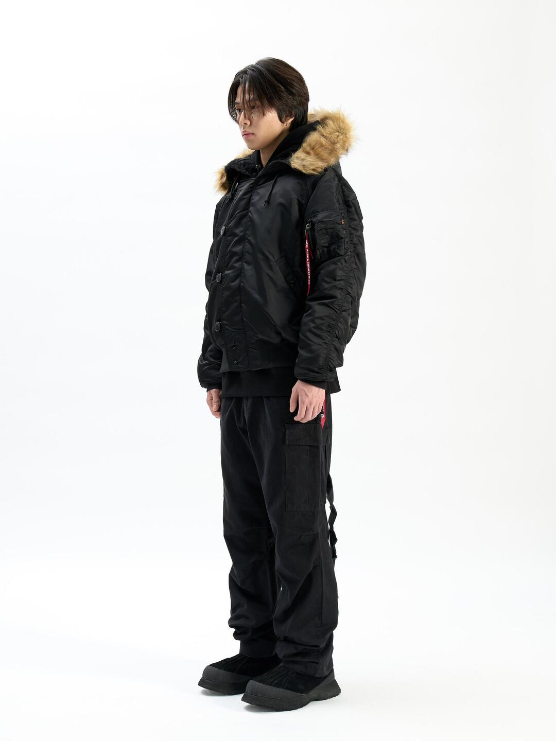 良質  알파 인더스트리 BLACK PARKA WAIST SHORT N-2B ジャケット・アウター