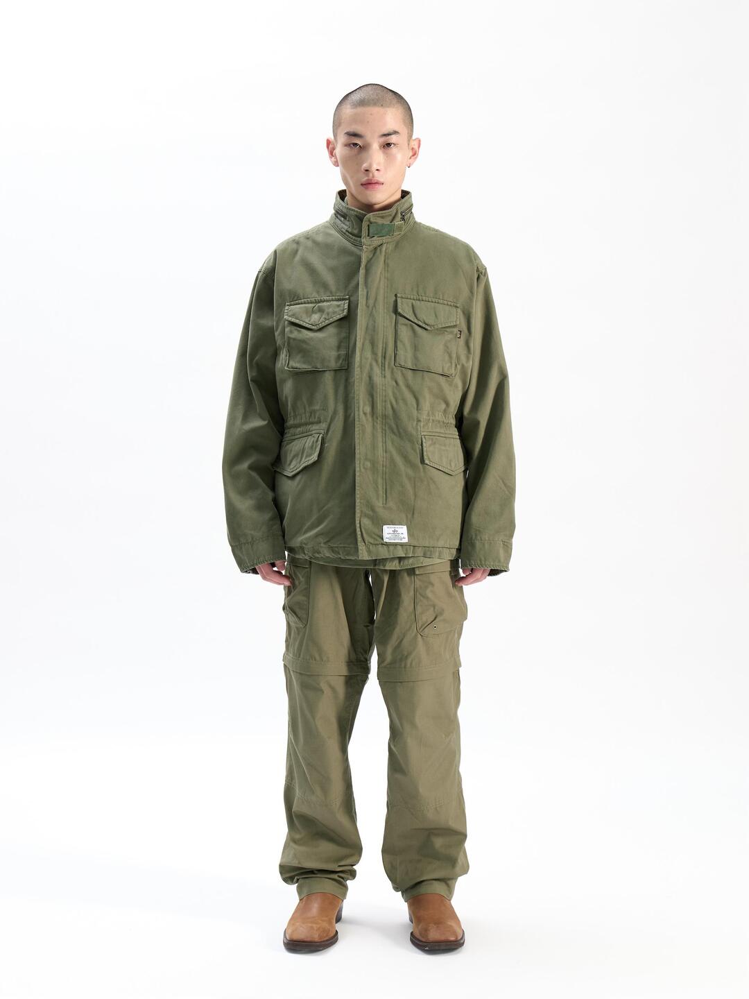 新品 Off-White Arrow Field Jacket M65(알파 인더스트리 M-65 新品 Off-White Arrow Field Jacket M65(알파 인더스트리 M-65