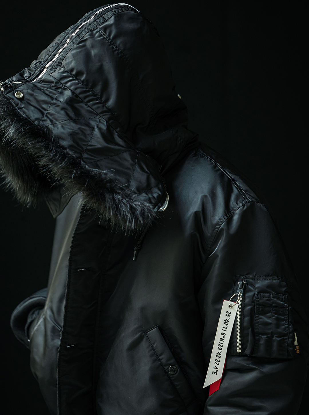 wtaps N-2B ALPHA INDUSTRIES いじれ champion