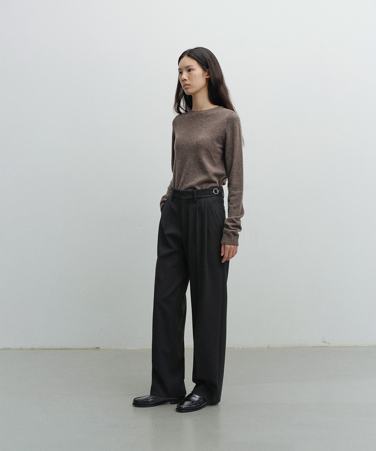 w. Santiago Slacks (Black) | 어나더오피스