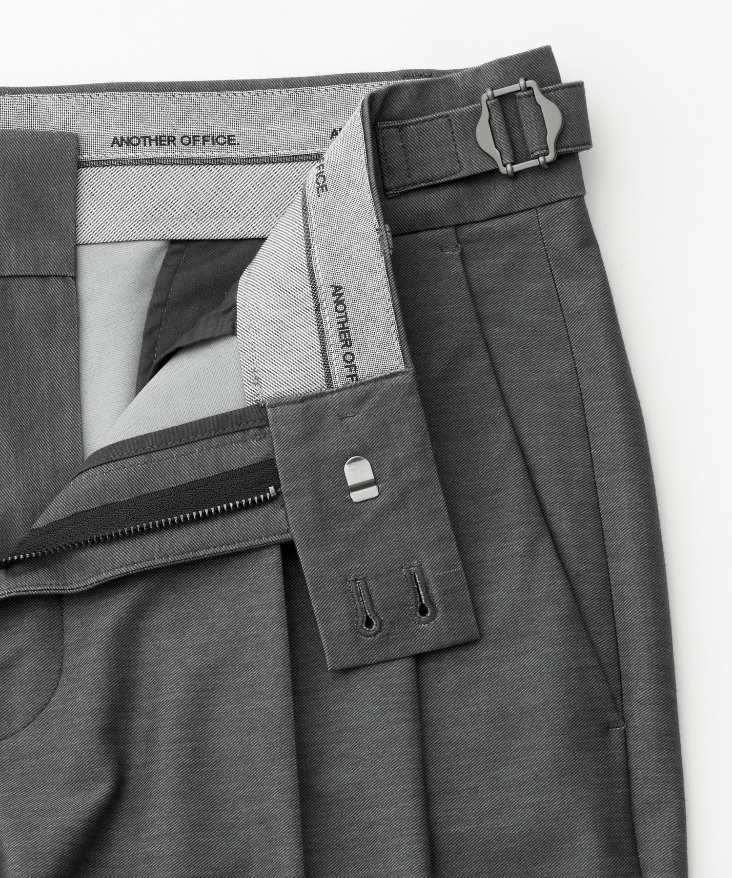 Santiago Mild Slacks (Comfort-Gray) - 어나더오피스