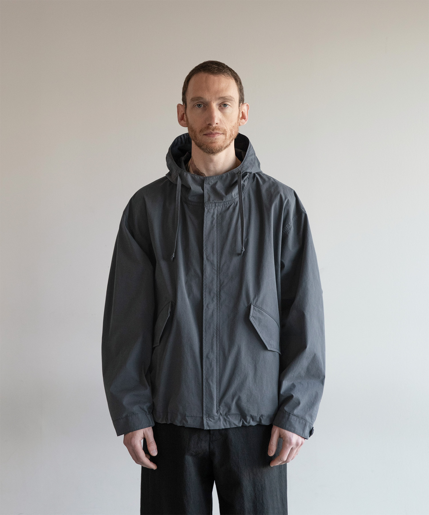 Hooded Short Mods Jacket (Carbon) - 어나더오피스