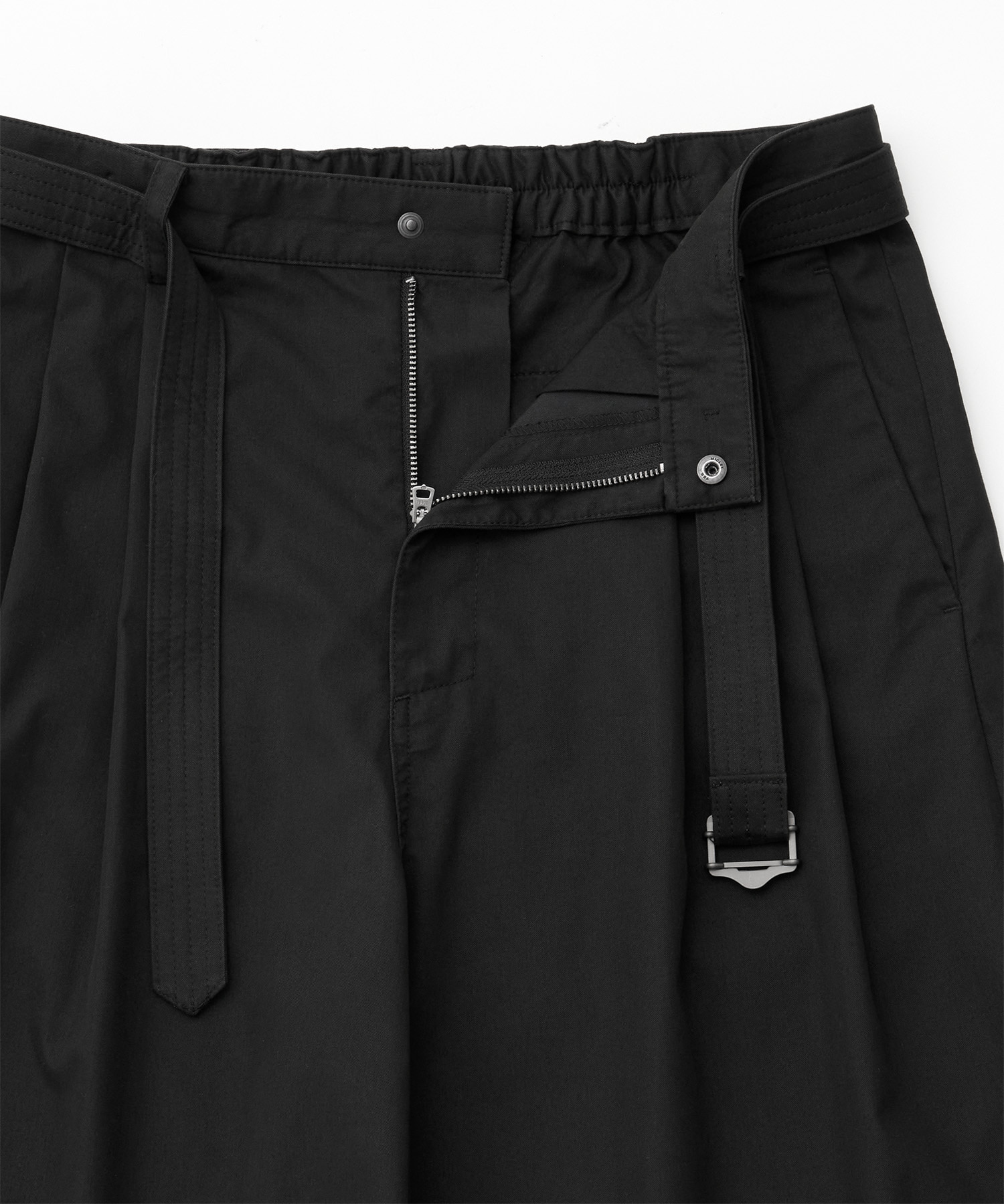 Hemingway Bermuda Pants (Black) - 어나더오피스