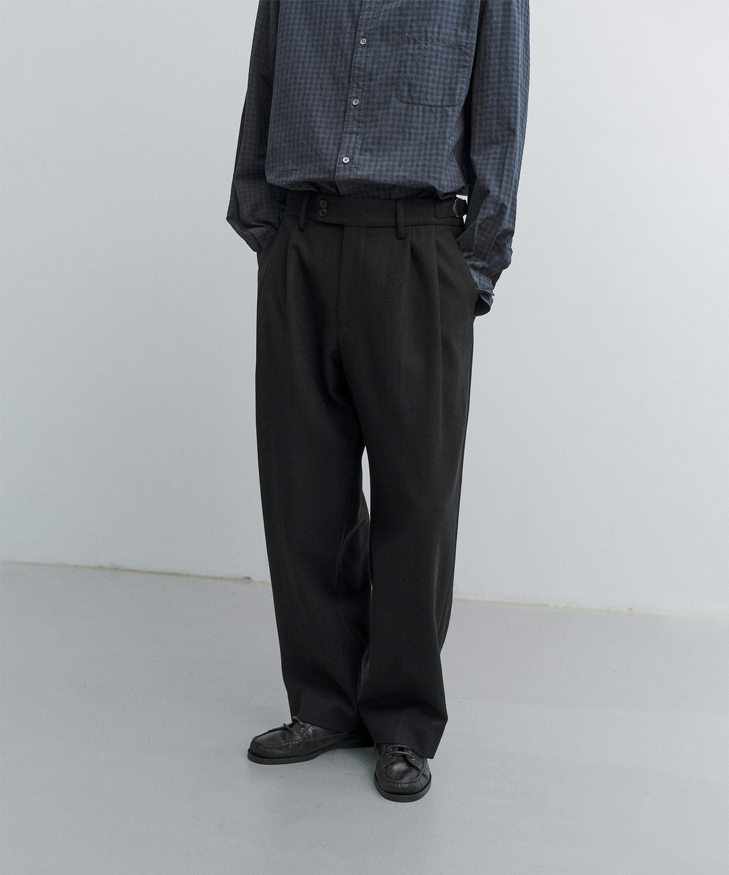 산티아고 마일드 슬랙스 Santiago Mild Slacks | 어나더오피스 공식몰